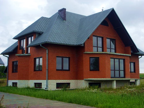 Кирпичные дома